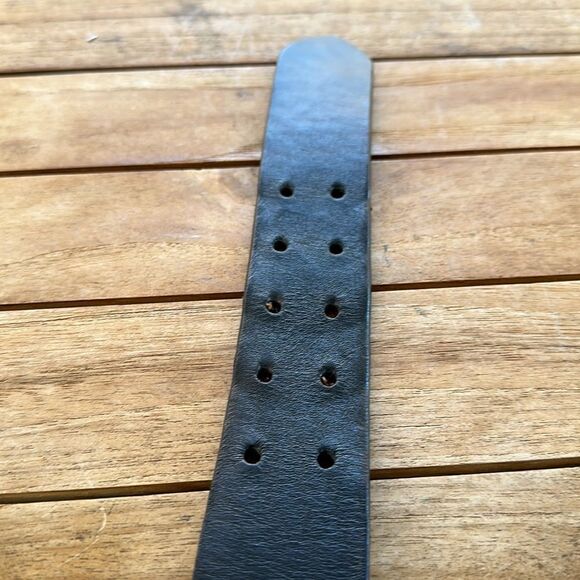 Black Hammered Studded Leather Women’s Belt M - Picture 3 of 5